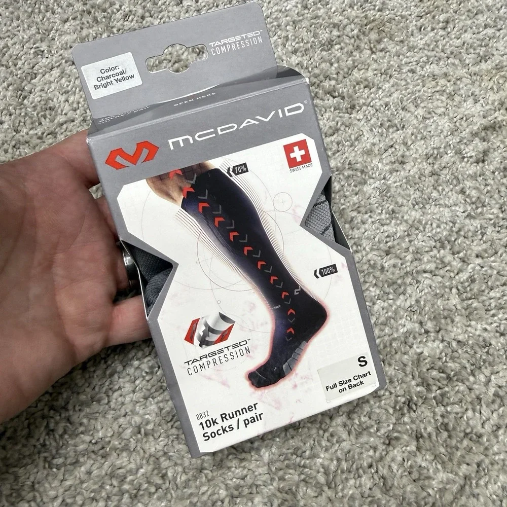 Mcdavid 10K Runner Socks Charcoal Gray size Small 8832 Targeted Compression